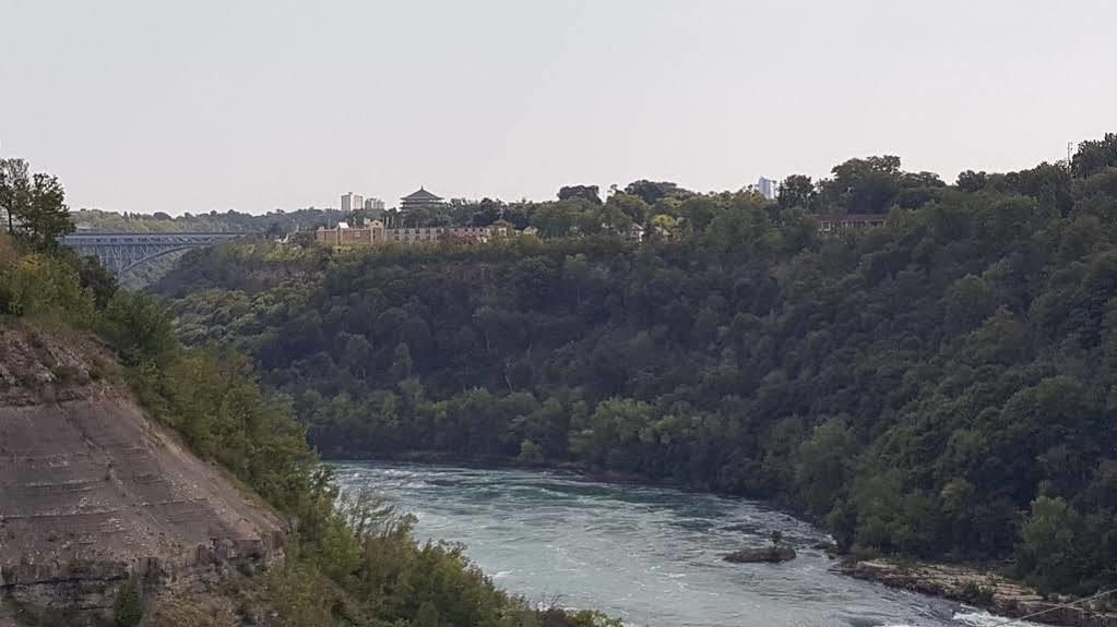 River Rapids Inn Niagara Falls Eksteriør bilde